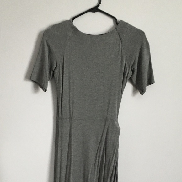 Grey jersey knit dress short sleeve with ruche side - Picture 4 of 4